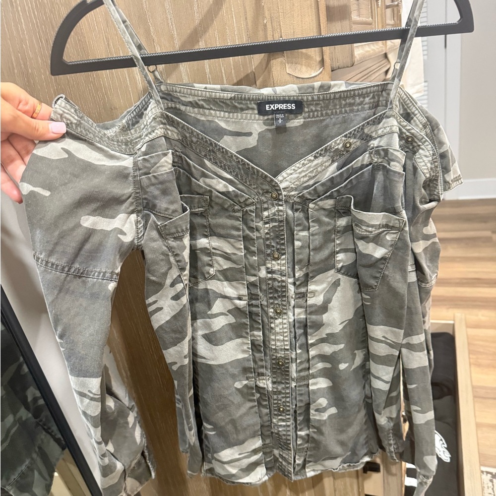 Express off shoulder camo top
